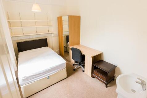 Bedroom 8.jpg