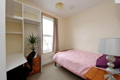 59 Hands Road, bedroom 3.jpg