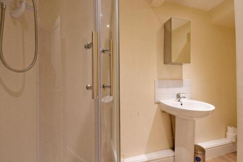59 Hands Road, shower room 1.jpg