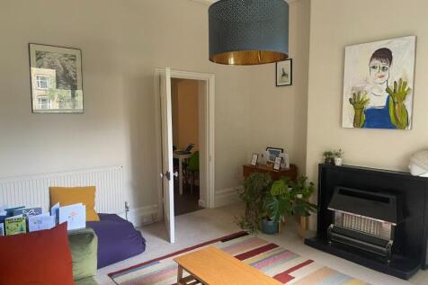 Lounge.JPEG