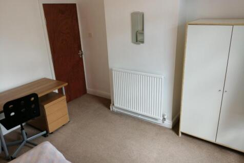 Middle floor bedroom5.jpg