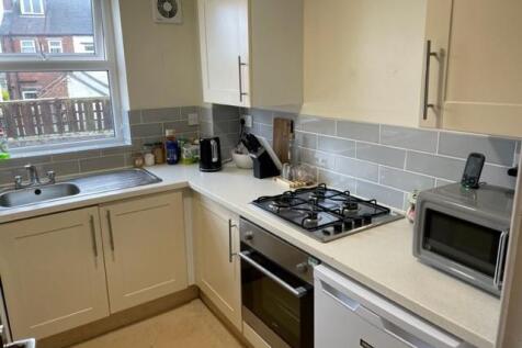 39 Aldred - kitchen.jpg
