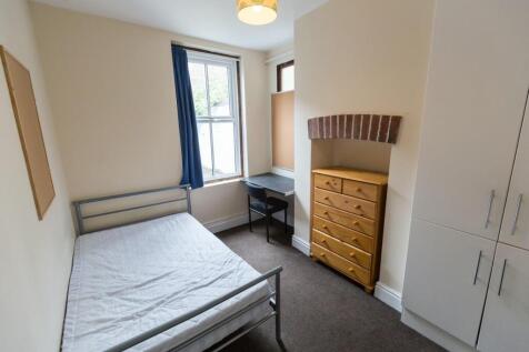 96-Milton-Street-room 2.jpg