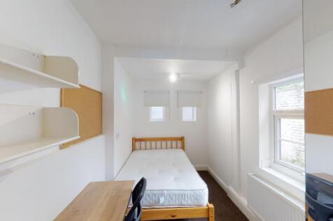 96-Milton-Street-bedroom 1, pic 1.jpg