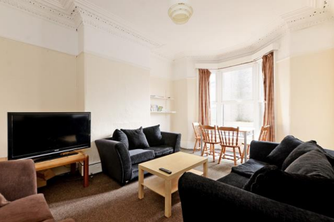 470 Glossop - Lounge.png