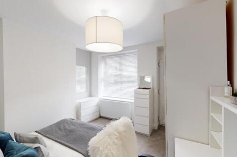 44-Bute-Ground floor bedroom