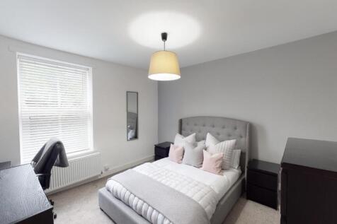 44-Bute-1st floor front