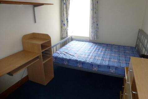 ROOM 2 43 Tasker.JPG