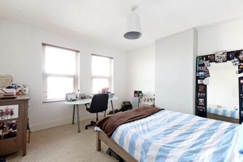 127 Western Road - 1st floor front bedroom