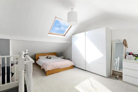 127 Western Road - Attic bedroom