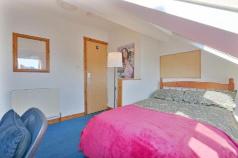 Bedroom 5, pic 2.jpeg