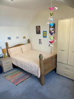 222 Howard, bedroom 3, pic 2.jpg