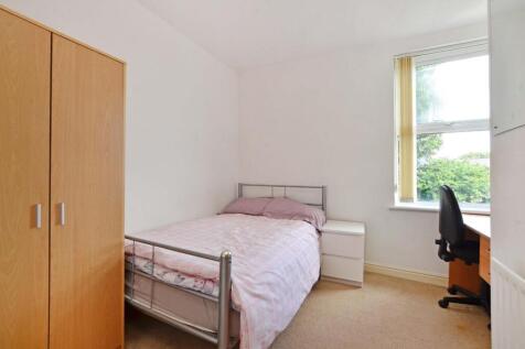 26 Birkendale Road, bedroom 3.JPG