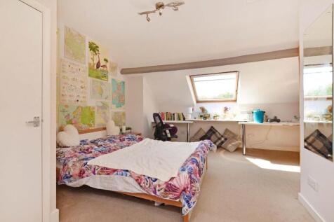 26 Birkendale Road, bedroom 4.JPG