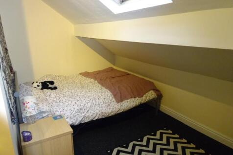 Bed3.jpg