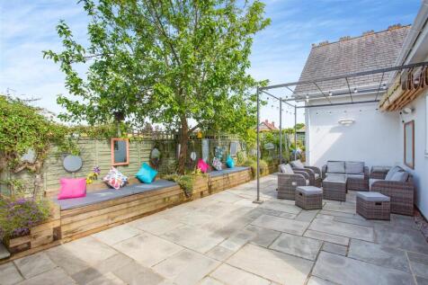 Outdoor Seating Area