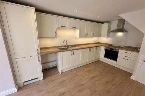 Open Plan Kitchen Diner (1/5)
