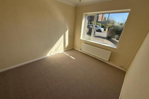 Dining Room 1 of 3