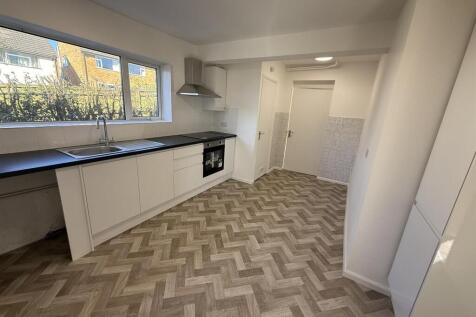 Kitchen 4 of 4