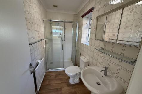 En Suite to Bedroom Two