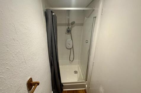 Shower Room (1/2)