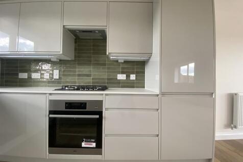 Kitchen (1/2)