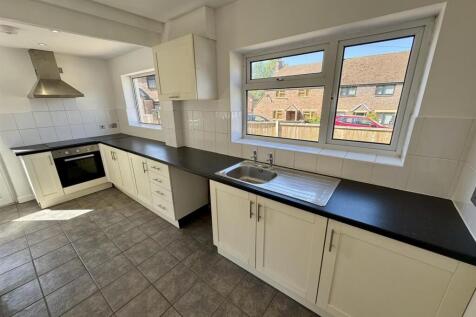 Kitchen (1/2)