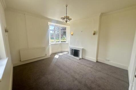 Dining Room (1/2)