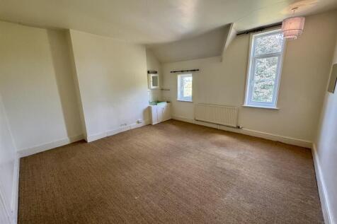 Bedroom 1 (1/2)