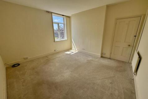 Bedroom 3 (2/2)