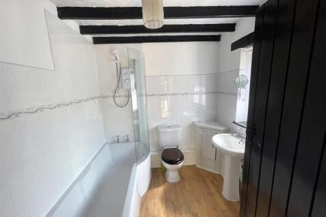 Downstairs Bathroom