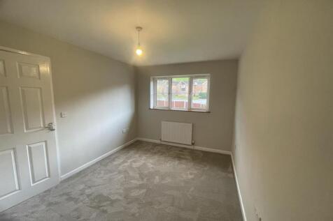 Bedroom 1 (1/2)