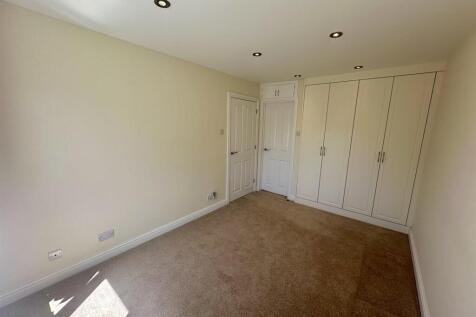 Bedroom 3 (2/2)