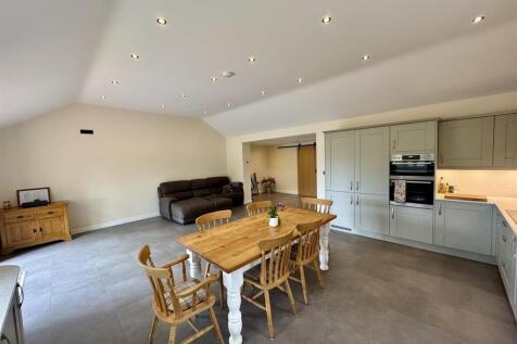 Kitchen/Diner/Lounge