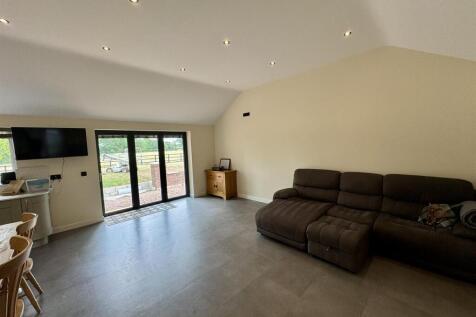 Kitchen/Diner/Lounge