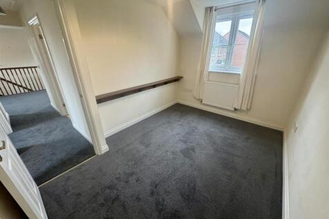 Bedroom 1 (1/2)