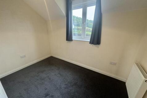 Bedroom 2 (2/2)