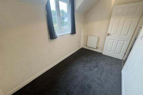 Bedroom 2 (2/2)