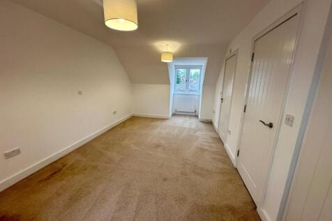 Bedroom 1 (1/2)