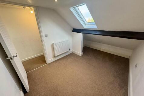 Bedroom 3 (2/2)
