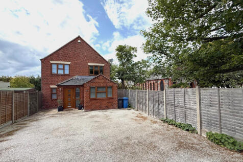 4 bedroom House for sale