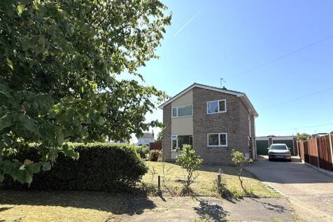 A FOUR BED DETACHED HOUSE FOR SALE IN OULTON BROA