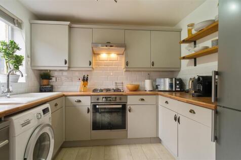 Kitchen to use.jpg