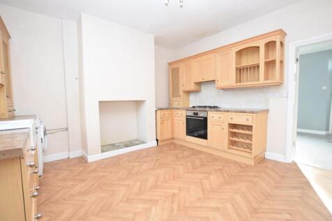 Kitchen 1.JPG