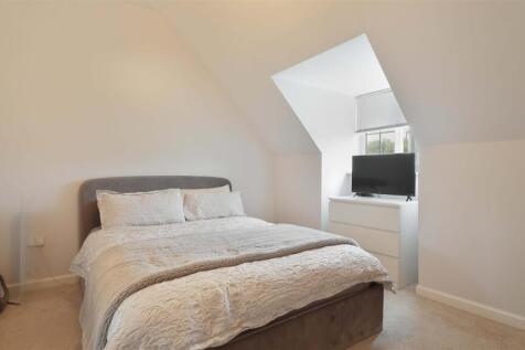 bed 1 (1).jpg