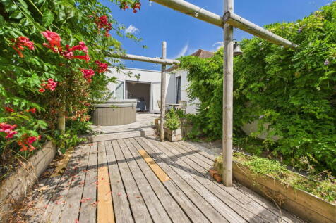 Property Image 16
