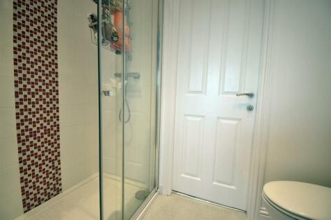 Jack and Jill En Suite