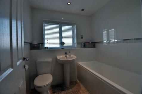 Family Bathroom WC