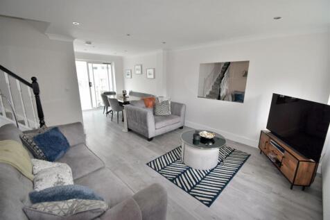 Lounge/ Dining room