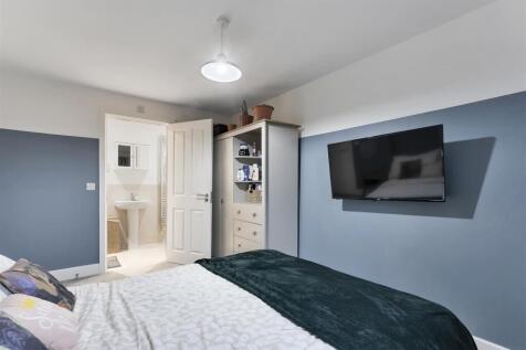 23 Moncrief Drive PH-23.jpg